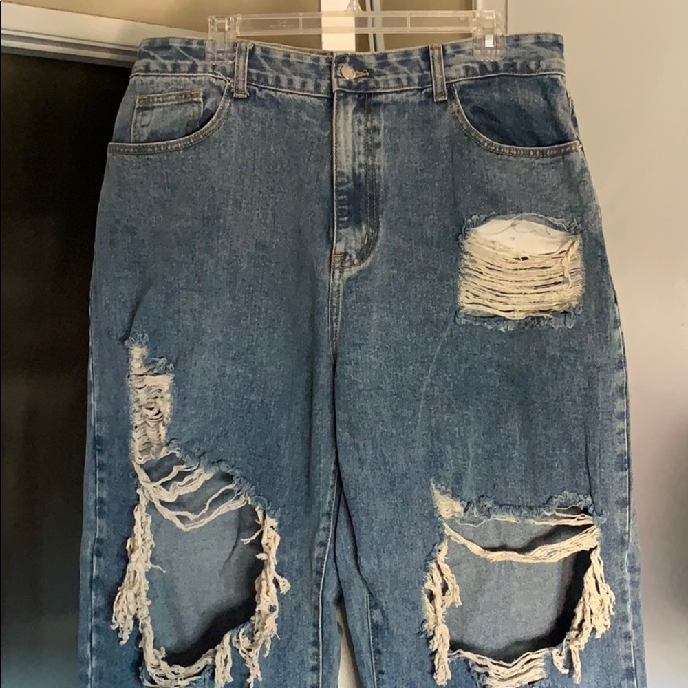 Pretty Little Thing Oversized Jeans